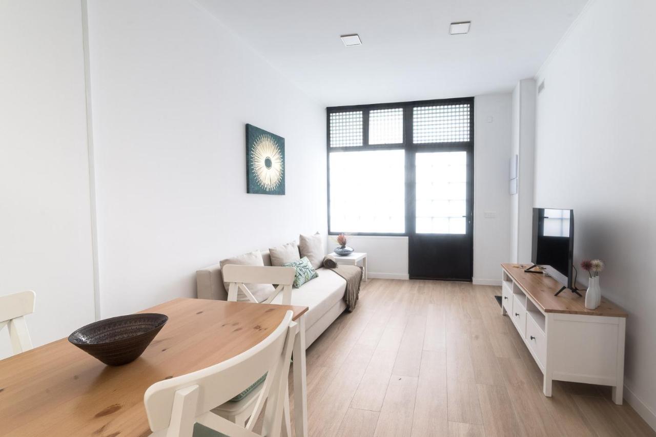 Moonkey - Apto. Albeniz, Con Acogedor Patio Alicante Zewnętrze zdjęcie