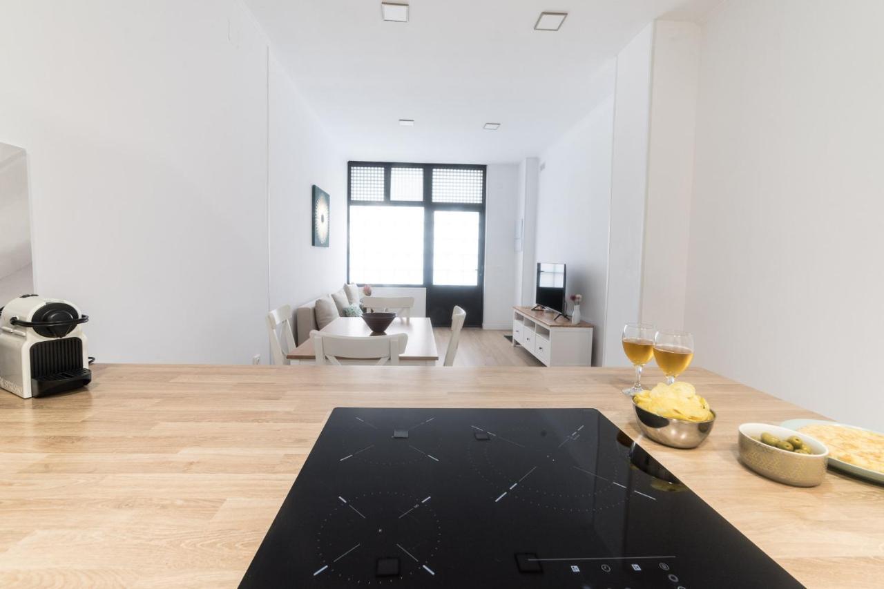 Moonkey - Apto. Albeniz, Con Acogedor Patio Alicante Zewnętrze zdjęcie
