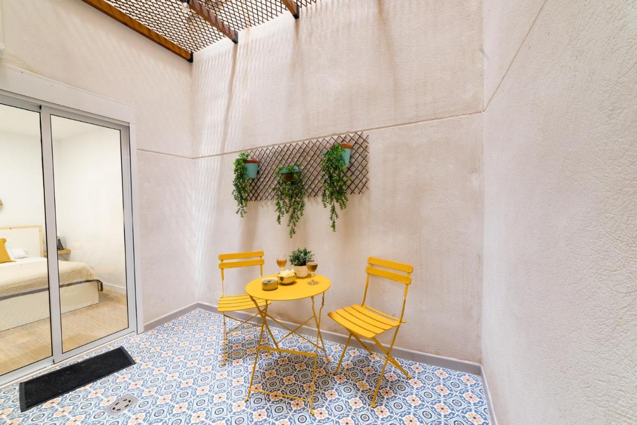 Moonkey - Apto. Albeniz, Con Acogedor Patio Alicante Zewnętrze zdjęcie